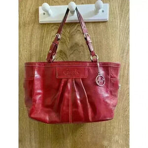 Coach Gallery Red Patent Leather Double Handle Zipper Closure Tote Bag Purse